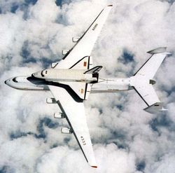 antonov 225 nosi shuttle buran.jpg